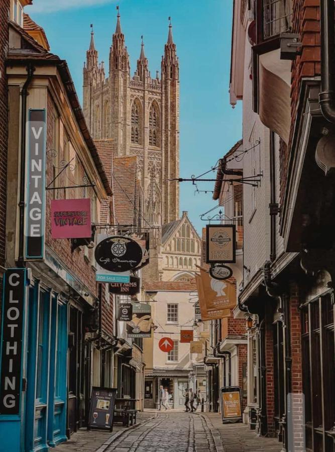 Canterbury Getaway With Ensuite 外观 照片